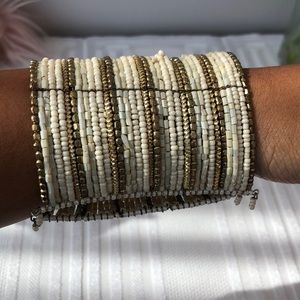 Beaded flexible bracelet